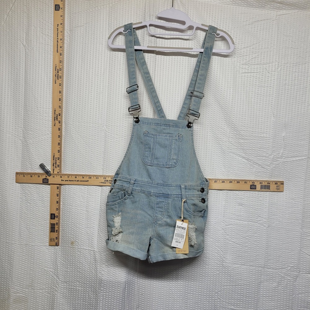 Empyre Madelyn Light Wash Distressed Denim Shortalls Bib‎ Overalls Womens
